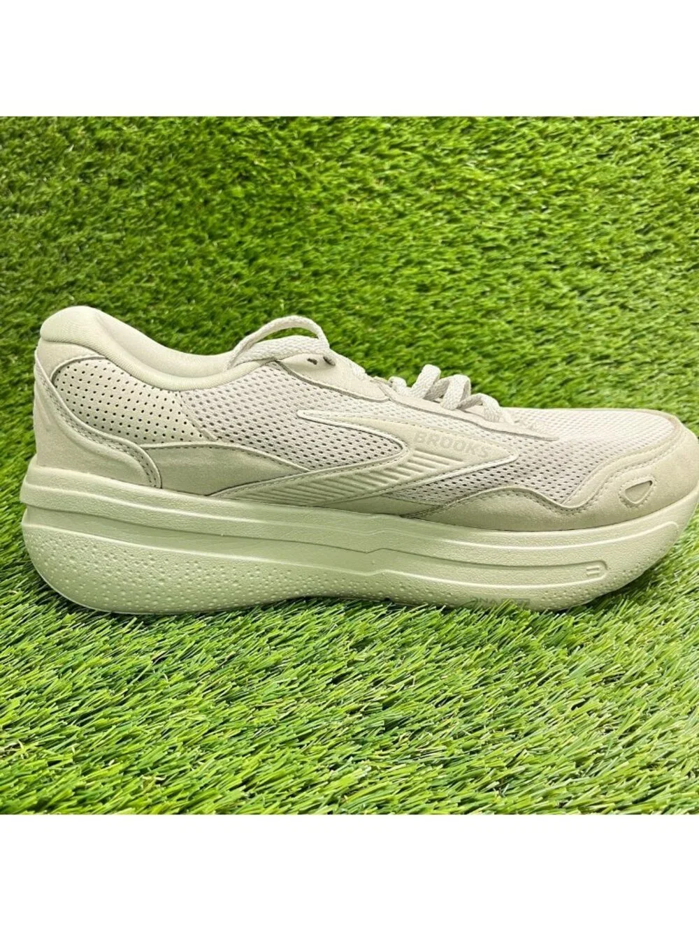 Brooks Ghost Max SE Mens Size 10.5 Stone Gray Athletic Running Shoes Sneakers